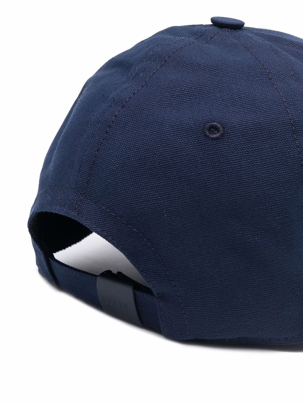 16874892_35701309_1000