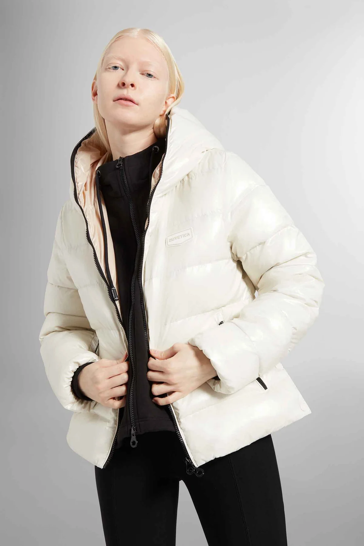 222-VDDJ00825K0001_BGL_1_1200x