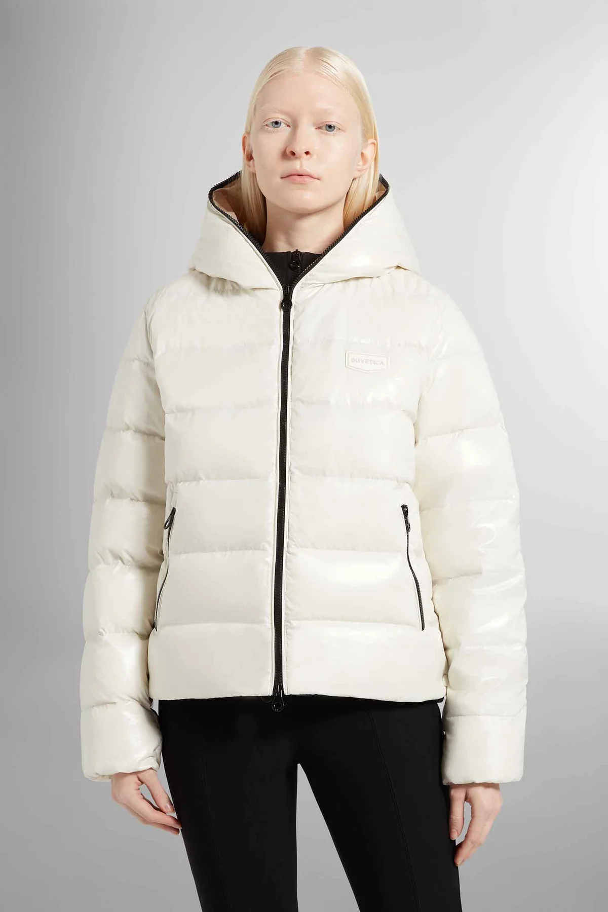 222-VDDJ00825K0001_BGL_2_1200x