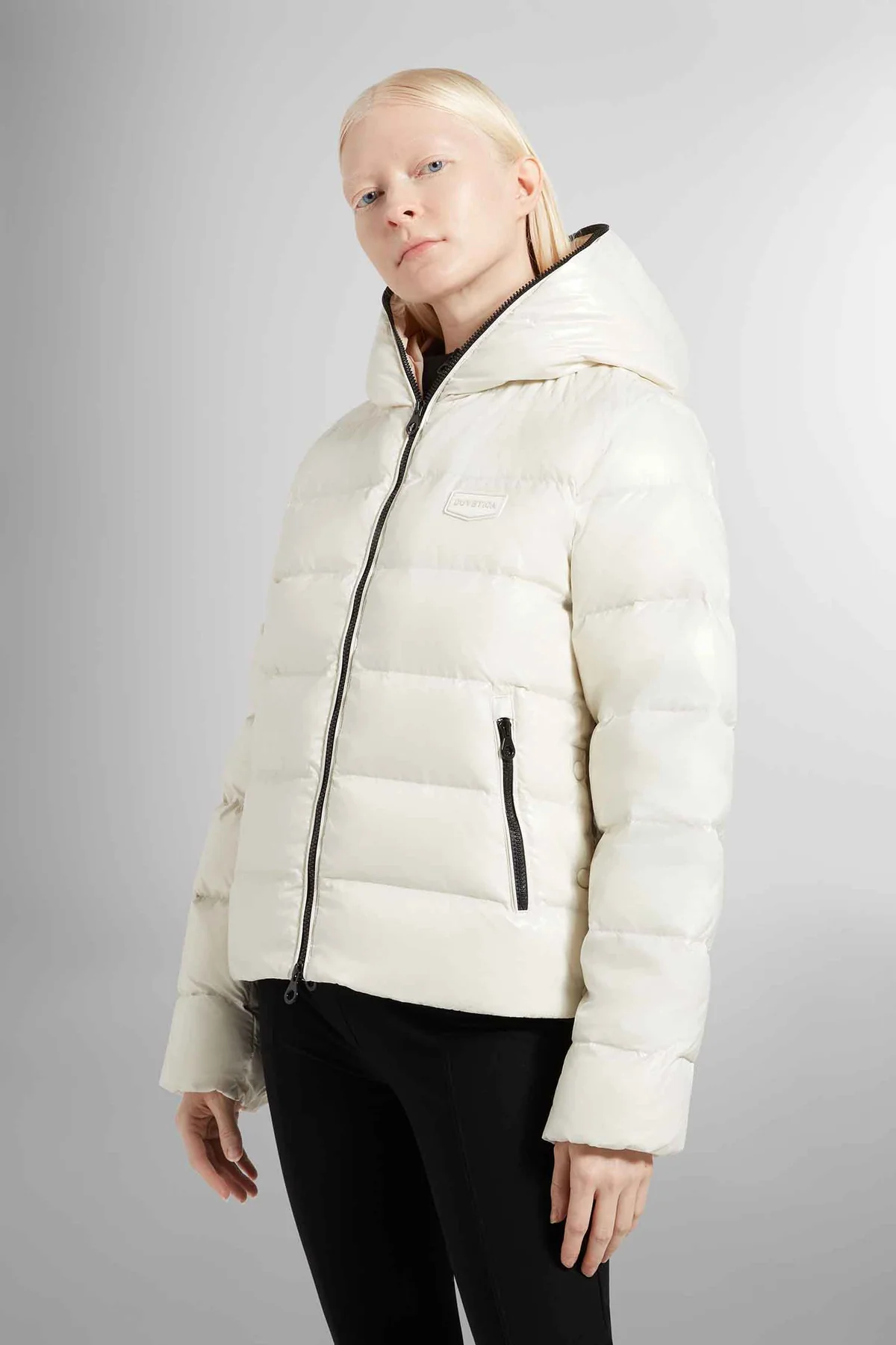 222-VDDJ00825K0001_BGL_3_1200x1800