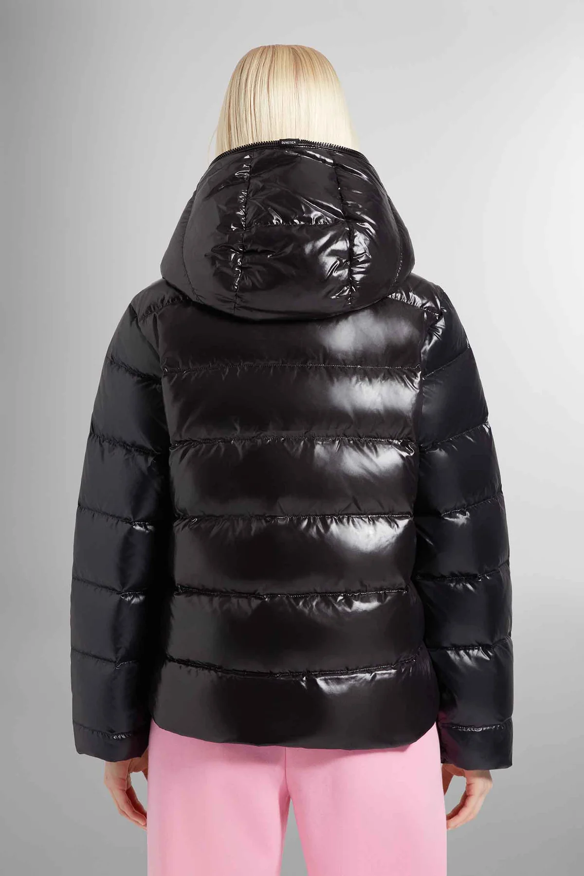 222-VDDJ00825K0001_BKS_4_1200x1800