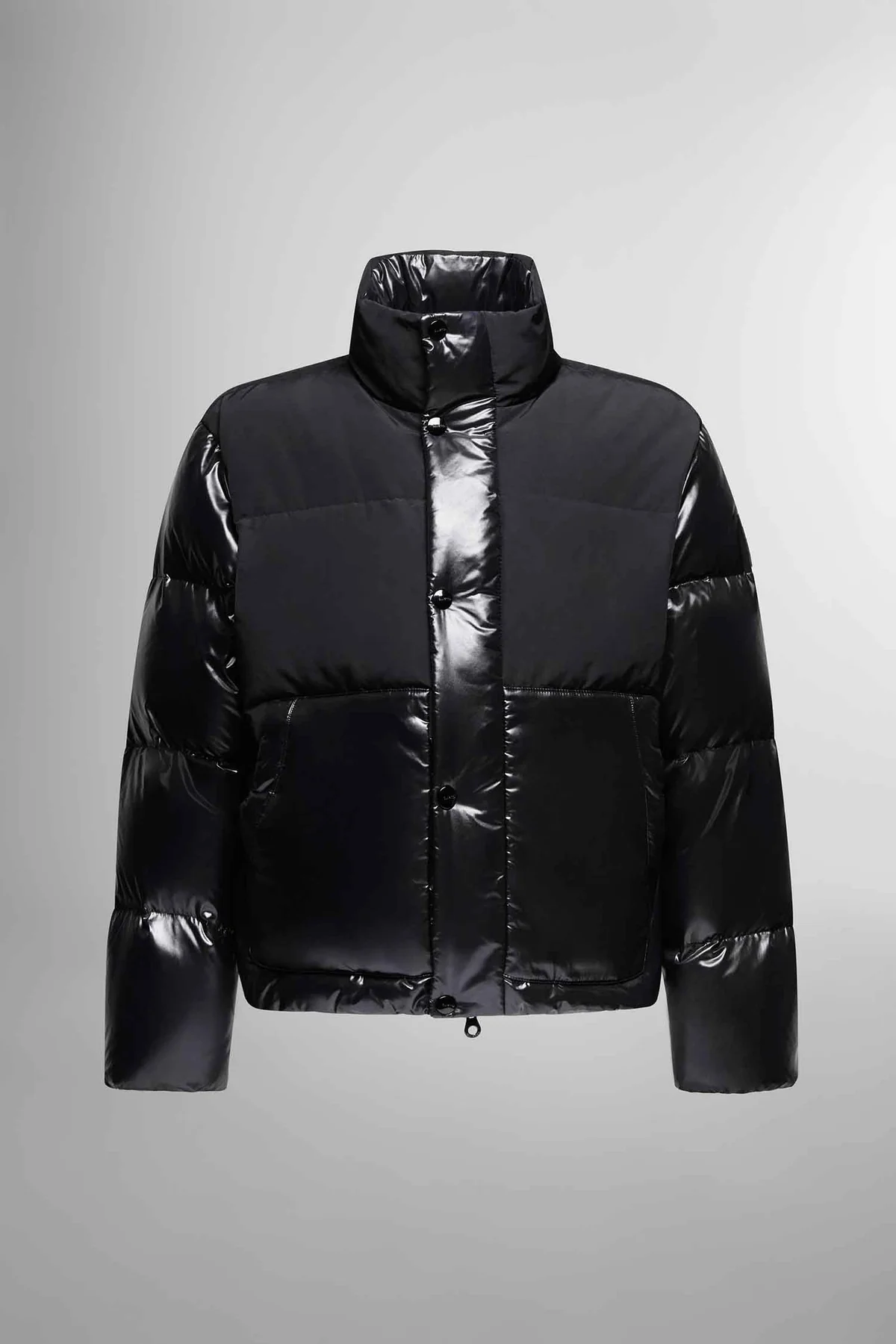 222-VUDJ07626K0001_BKS_6_1200x1800